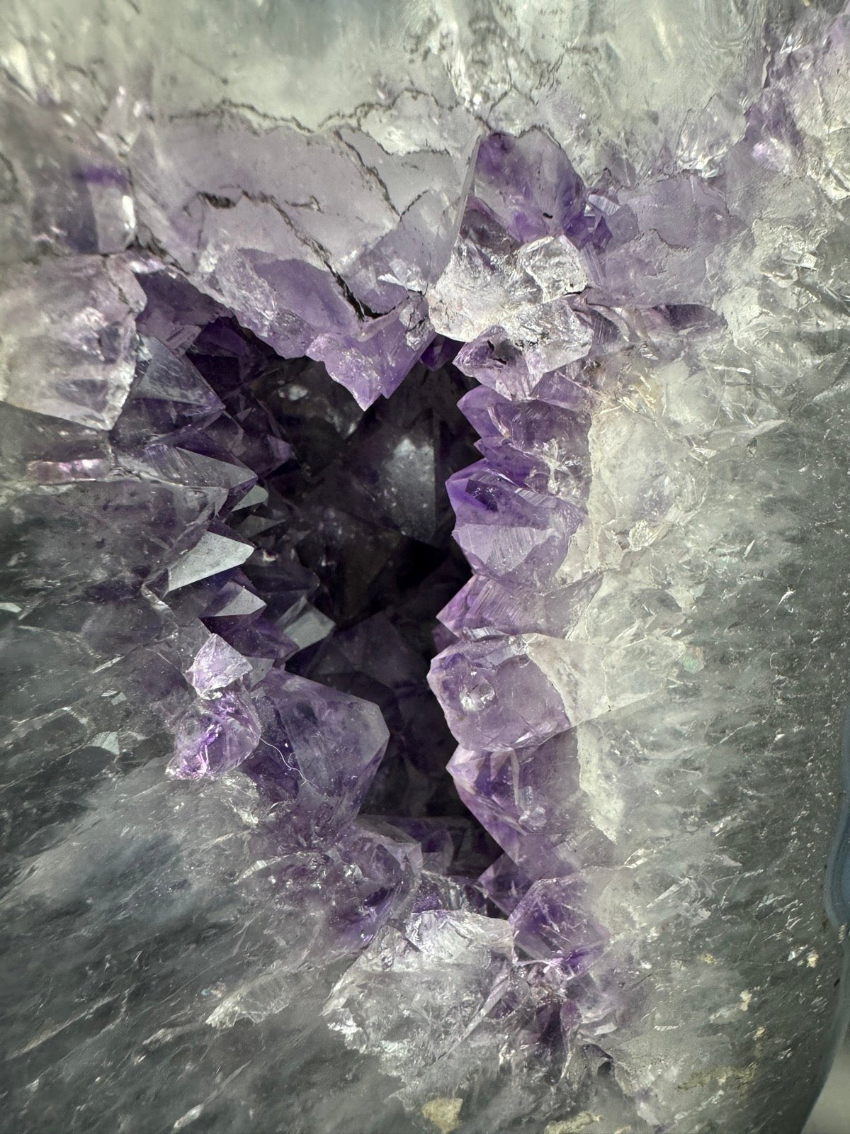 AMETHYST mit Ständer 3,8 kg -