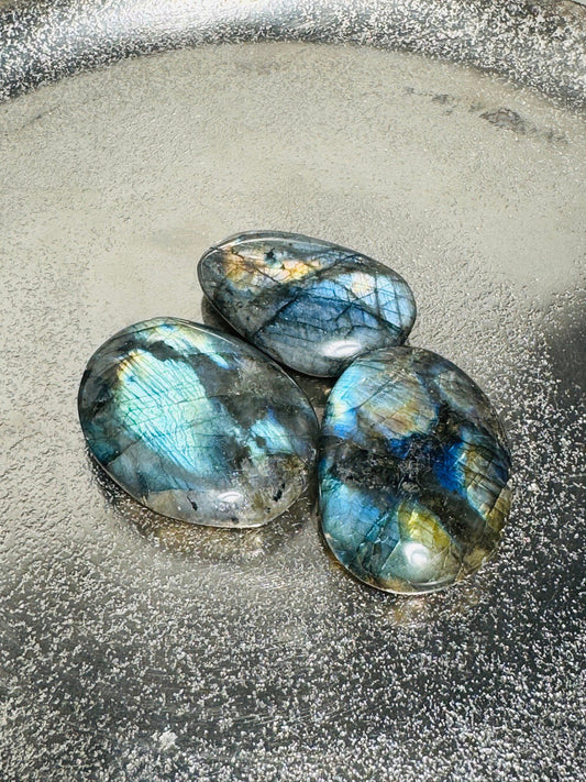 LABRADORIT Handschmeichler 2 Stück - Kristall