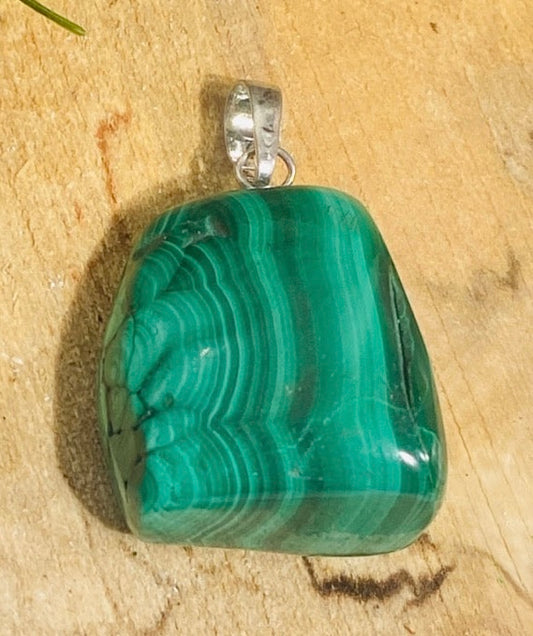 Pendentif MALACHITE avec chaîne en acier inoxydable (antiallergique)