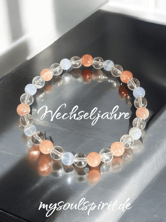 ARMBAND "WECHSELJAHRE" Apricot Mondstein, blauer Chalcedon und Bergkristall - Gesundheitsarmbänder