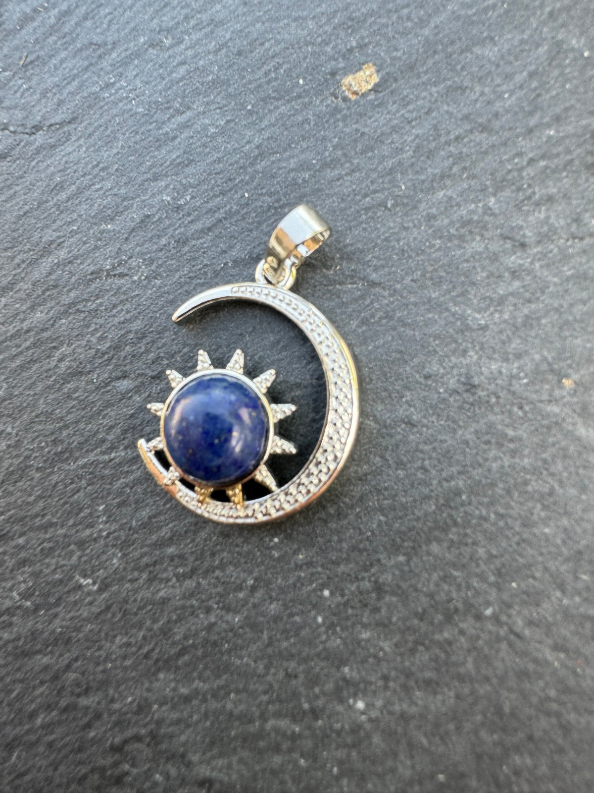 LAPISLAZULI Sonne und Mond Kettenanhänger