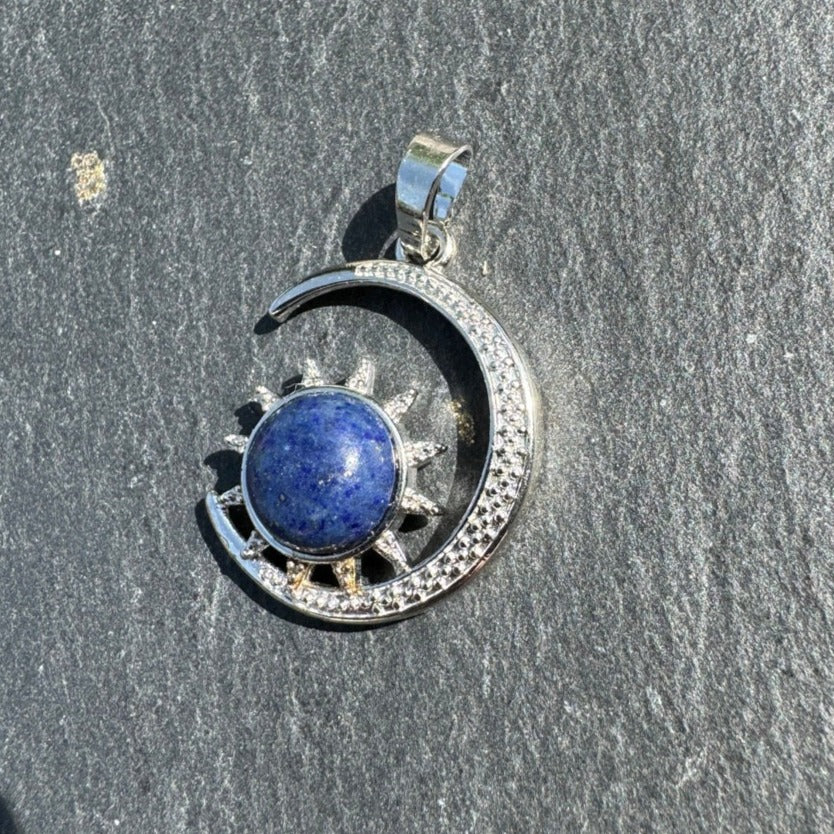 LAPISLAZULI Sonne und Mond Kettenanhänger