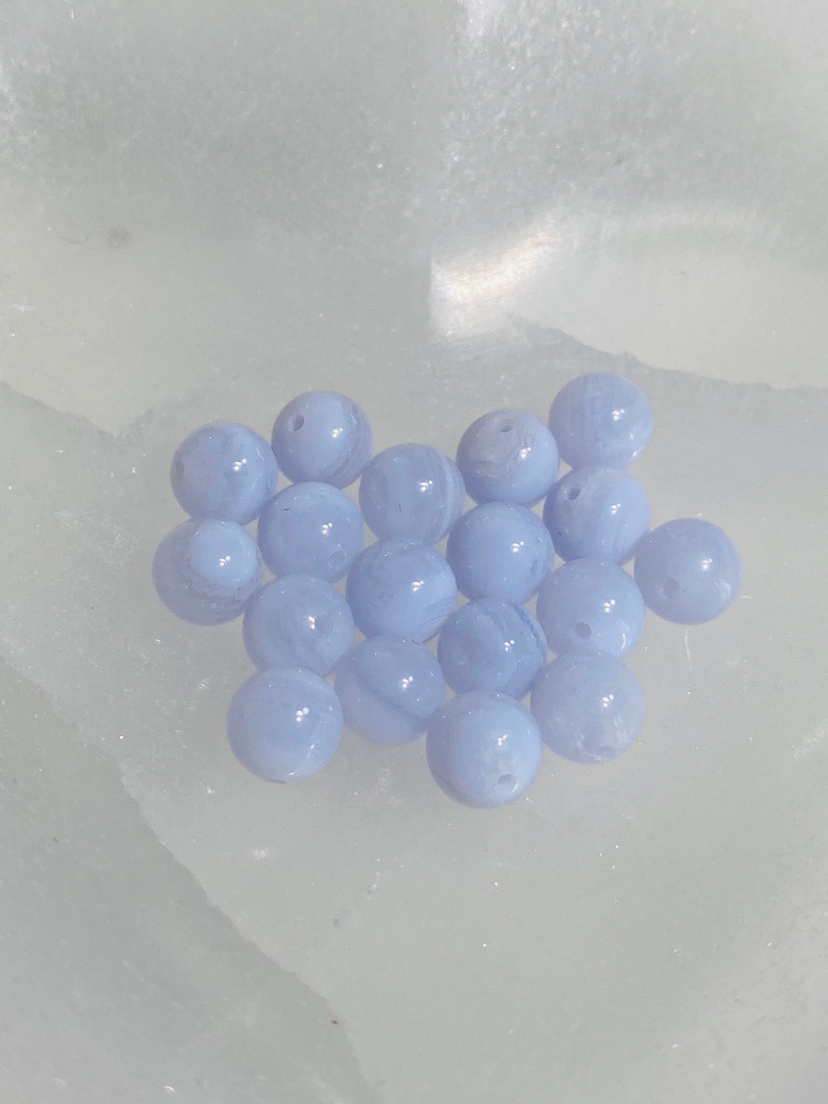 CHALCEDONE perles 6 mm - 10 pcs