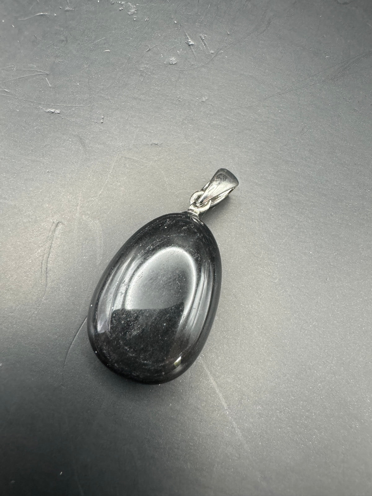 Pendentif chaîne ONYX avec boucle ou percé