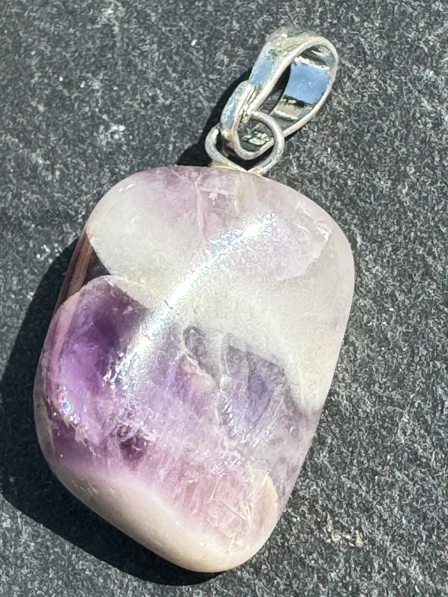 Pendentif AMETHYSTE CHEVRON