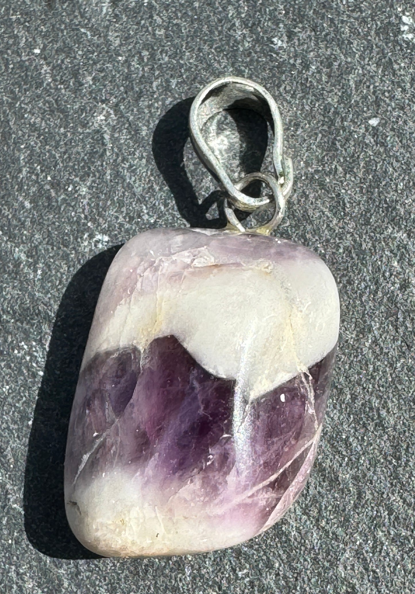 Pendentif AMETHYSTE CHEVRON