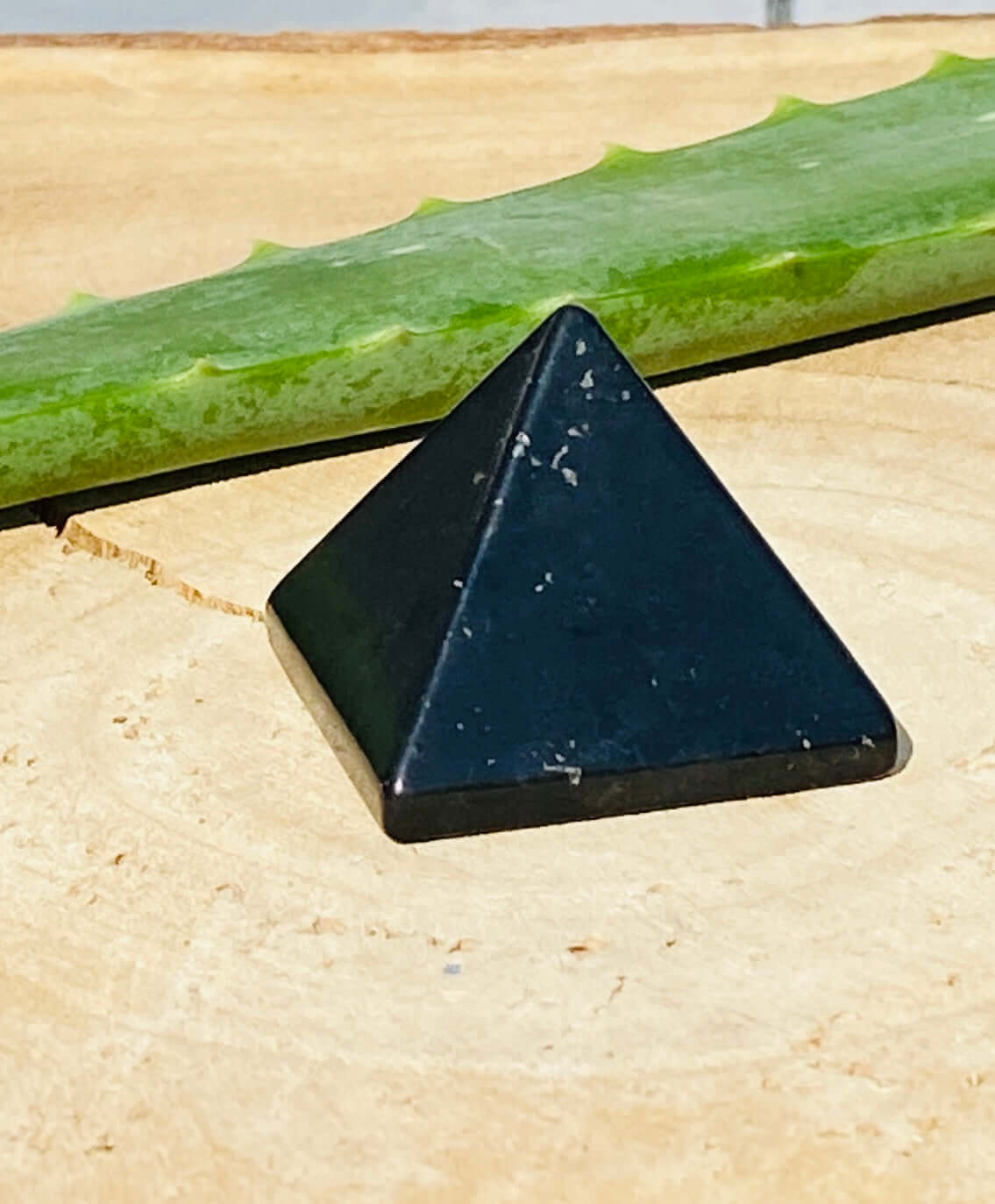 Pyramide de shungite